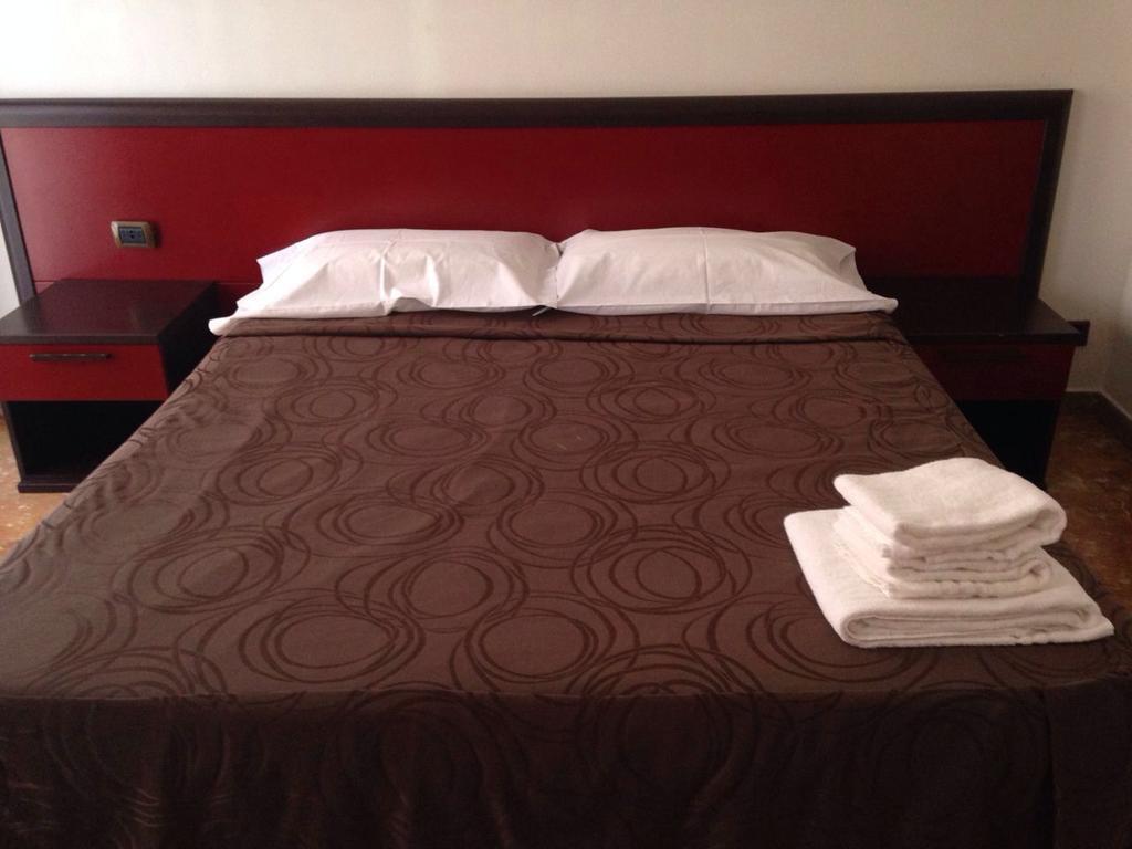 Villamelchiorre 1 Milan Room photo